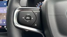 Volvo XC40 2.0 B4P Plus Dark 5dr Auto Petrol Estate